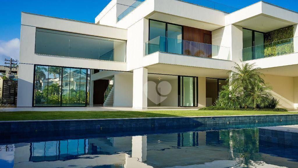 Casa com 5 quartos à venda, 1207 m² na Barra da tijuca por  R$ 17.000.000