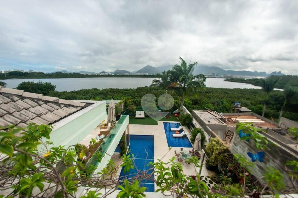 Condomínio Del Lago - Mansão com 6 Suítes - Barra da Tijuca/RJ.