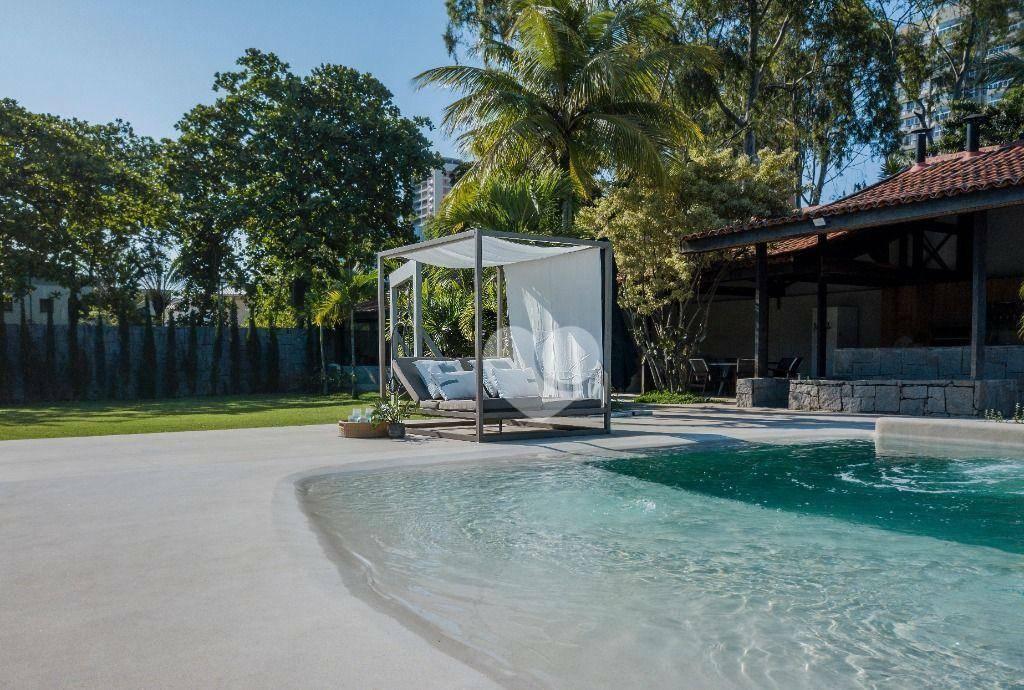 Casa com 7 suites à venda, 1934 m² por R$ 14.900.000 - Barra da Tijuca - Rio de Janeiro/RJ